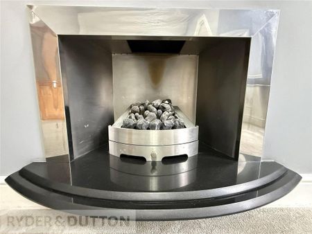 2 bedroom terraced house to rent - Photo 3