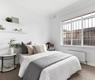 67 Porter Road, Heidelberg Heights VIC 3081 - Photo 2