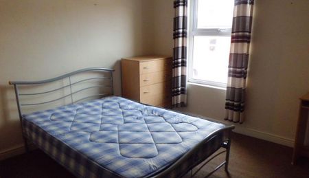 4 bedroom house to rent - Photo 3