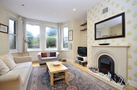 2 bedroom flat to rent - Photo 5