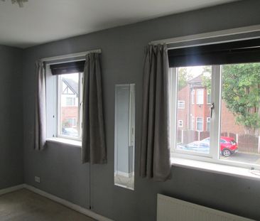 2 Bed Semi-Detached House, The Bails, M7 - Photo 3