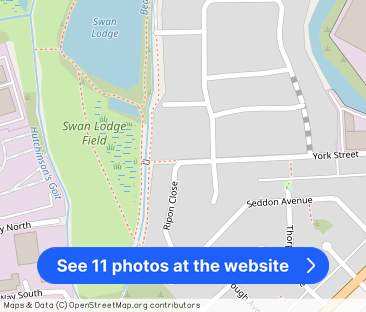 Swan Lodge Lane. Bury, M26 - Photo 1