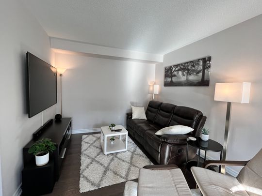 For Lease - 590 Foxlight Circle, Kanata, Ontario - Photo 1