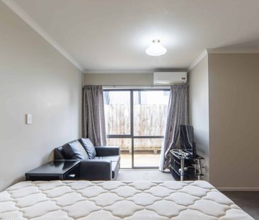 Tidy Studio Unit - Photo 1
