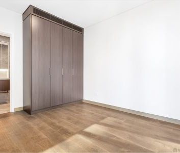 Two bedroom with Harbour Bridge View - Photo 2