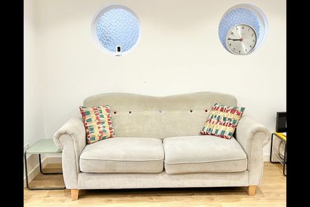 4 Bed Semi-Detached House, Tunstall Road, CR0 - Photo 3