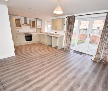 Victoria Fields, Birkenhead - Photo 4