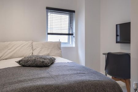 6 bedroom house of multiple occupation to rent - Photo 2