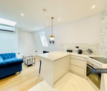 1 bedroom penthouse to rent - Photo 5