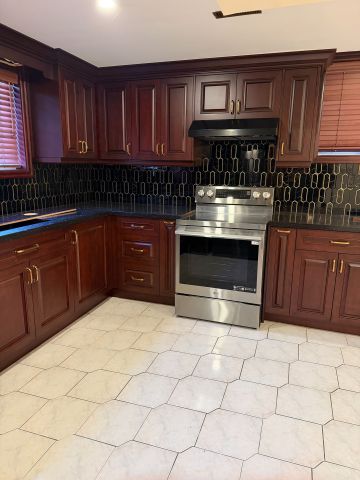 For Lease - 4175 Starlight Crescent, Mississauga, Ontario - Photo 4