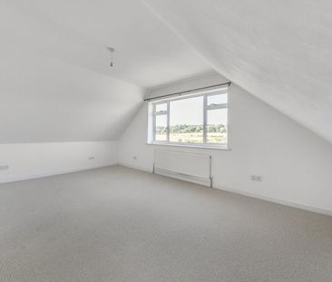 4 bedroom semi-detached house to rent - Photo 5