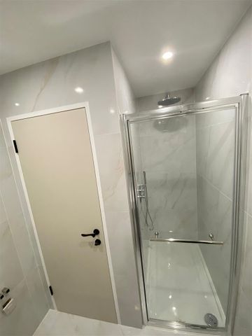 Wykeham Road, NW4 2SU, London - Photo 2