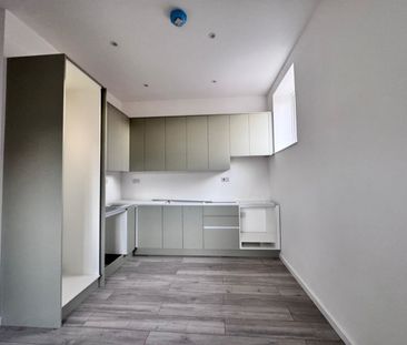 1 bed Apartment for Rent - Photo 2