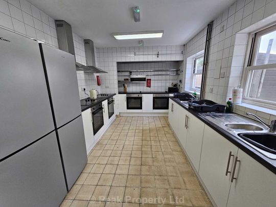 St Vincents Road, Westcliff On Sea - Photo 1