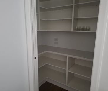 Welcome to your dream family home in the heart of Cambridge. - Photo 4