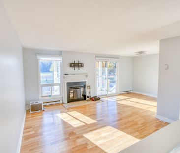 For Lease - 16 Sweetbriar Circle Unit# Unit 1, Barrhaven, Ontario - Photo 5