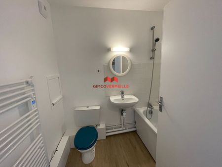 Location Appartement 2 pièces 55m² - Photo 2