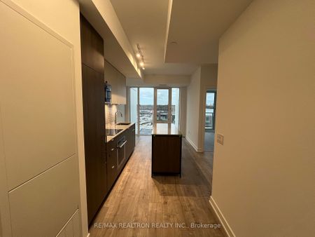 For Lease - 220 Missinnihe Way Unit# 817, Mississauga, Ontario - Photo 4