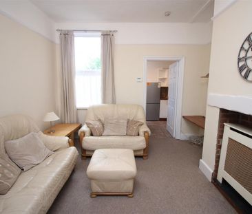 2 bedroom Detached house to rent in Hyde Terrace, South Gosforth, N... - Photo 6