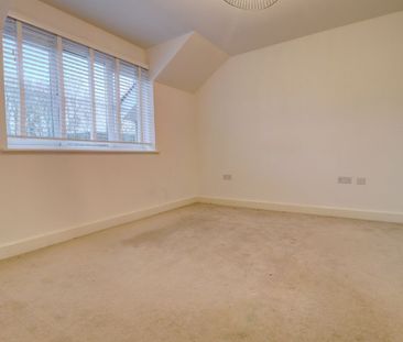 3 bedroom mid terraced house to rent - Photo 6