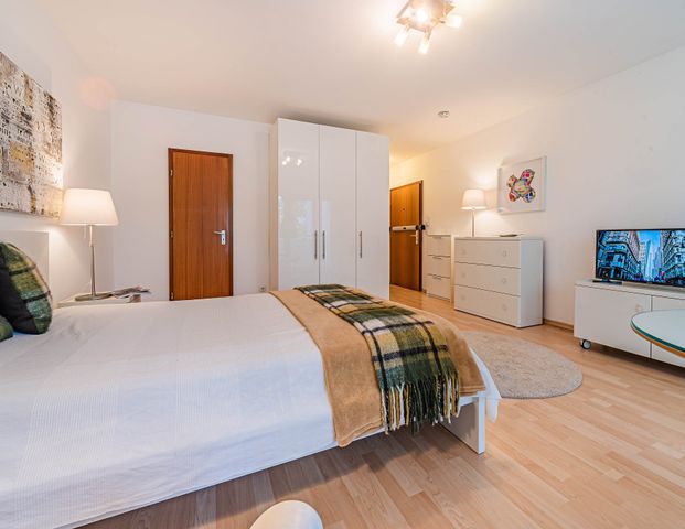 City-Residence: Elegantes und helles Apartment mit Balkon - Foto 1