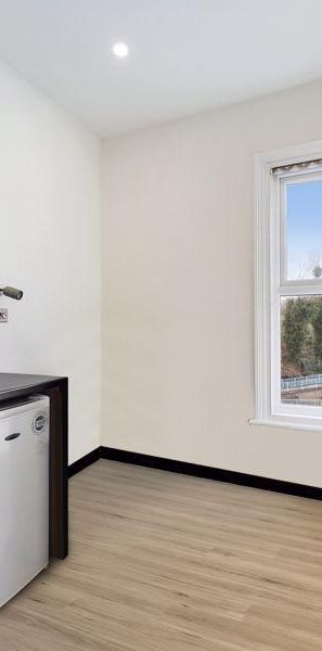 1 bedroom property to rent - Photo 1