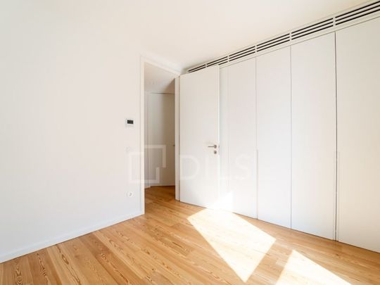 3 room luxury Apartment for rent in Lavadores, Vila Nova de Gaia, Distrito do Porto - Photo 1