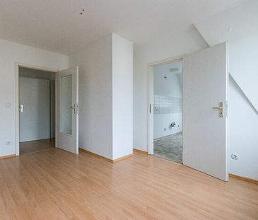 2 Zimmerwohnung Dachgeschoß - Hammervorstadt - Einbauküche möglich - Photo 1