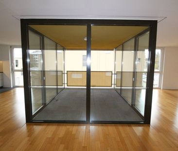 SPACIEUX 4,5 pièces de 136 m2 situé dans un immeuble moderne - Foto 3