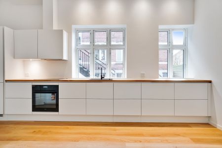 2 etager m skøn terrasse på 1. sal - Foto 2