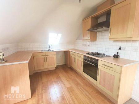 2 bedroom flat to rent - Photo 4