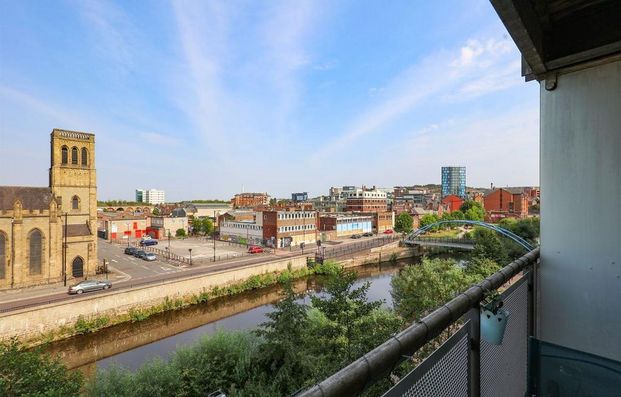 2 bedroom apartment to rent - Photo 1