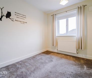 Vardon Road, Blackburn - Photo 1