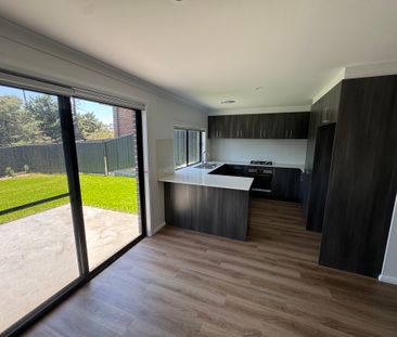 29b McGrath Place, Goulburn - Photo 2