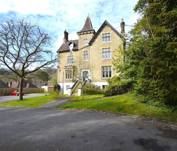 Raglan Road, Reigate, Surrey, RH2 - Photo 2