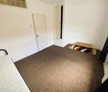 Lawford Street, Bristol, BS2 - Photo 1