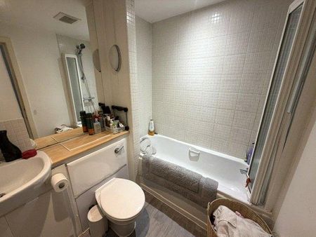 1 bedroom flat to rent - Photo 5