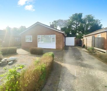 2 bedroom bungalow to rent Holme Close, Oakington, Cambridge, CB24 - Photo 1
