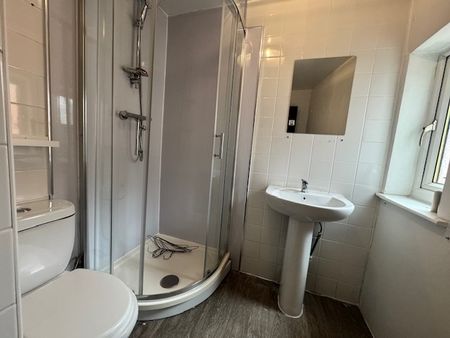 3 Bed Terraced House, Littleton Road, M7 - Photo 5