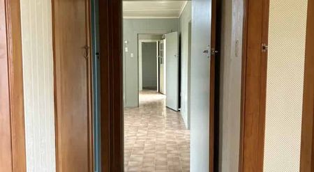 Rural Property 3 Bdrm $430 per week - Photo 3