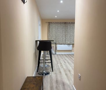 Studio Flat, Starling Close, NG2 - Photo 6