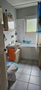 Kurzfristig beziehbare 2-Zimmer-Wohnung mit Balkon in Zentrumsnähe - Photo 2