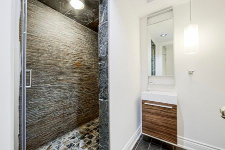 For Lease - 190 Bedford Road, Toronto, Ontario - Photo 3