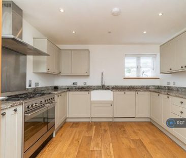 3 bedroom bungalow to rent - Photo 5