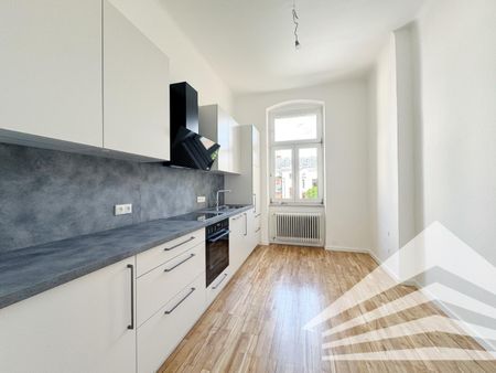 Großzügige 3 Zimmer-Altbauwohnung mit Küche - Nähe Landstraße! - Foto 5