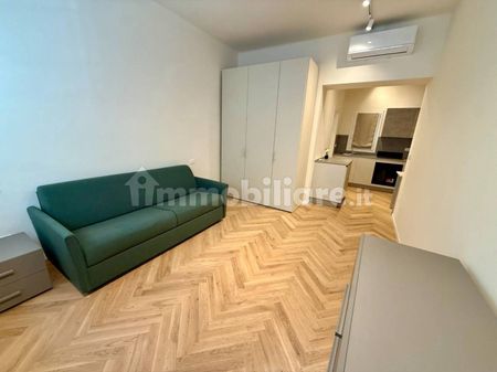Monolocale via Luigi Carlo Farini 37, Centro Storico, Bologna - Photo 2