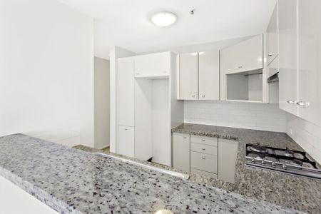 2 Bedroom Apartment in the Heart of North Sydney - Photo 3