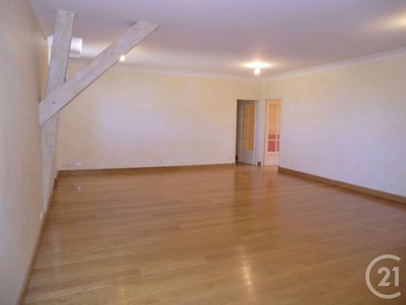 Location Appartement 5 pièces 116m² BRIVE LA GAILLARDE 19100 - Photo 2