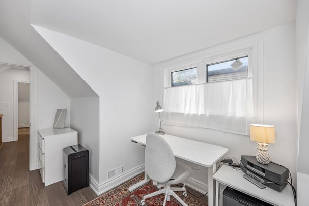 131 Mcleod Street - Photo 1