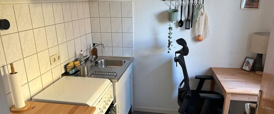 Gepflegtes Apartment mit Balkon in Uni Nähe - Südstadt ! - Foto 1